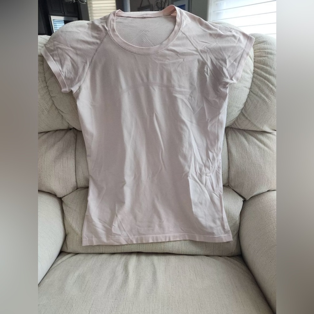 Lululemon Swiftly Tech Short Sleeve Crew Neck Shirt Womens Sz 12 Light Pink